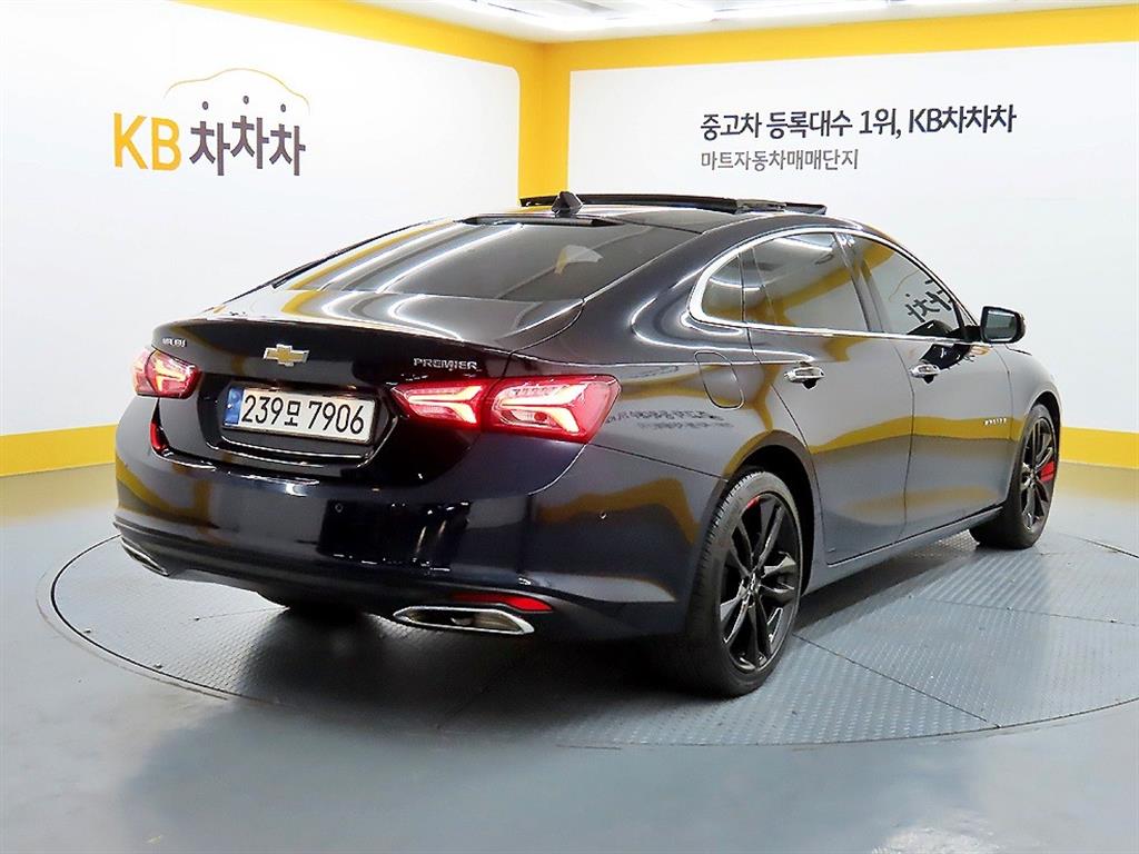 Chevrolet Malibu - Vista 4