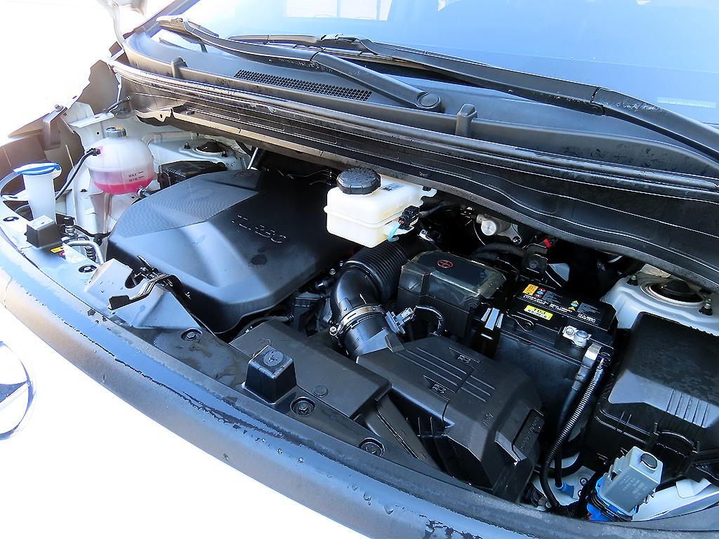 HYUNDAI Staria 2023 Blanco - Importación desde Corea - HF Imports Iquique - Foto 16