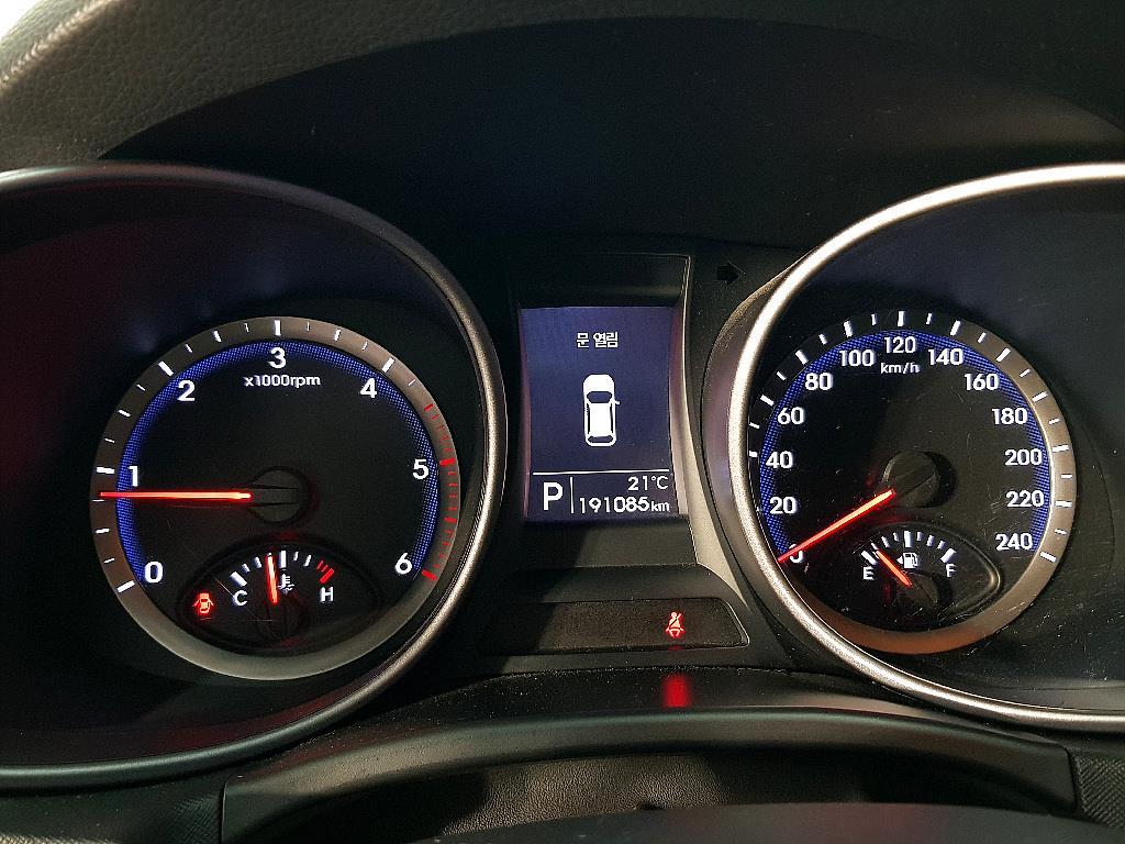 HYUNDAI Santa Fe - Vista 7