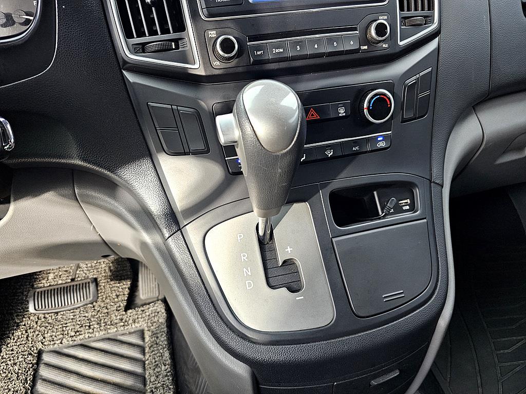 HYUNDAI Starex 2018 Gris - Importación desde Corea - HF Imports Iquique - Foto 15