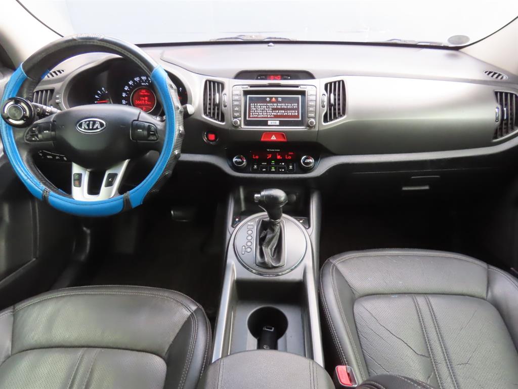KIA Sportage 2011 Gris - Importación desde Corea - HF Imports Iquique - Foto 8
