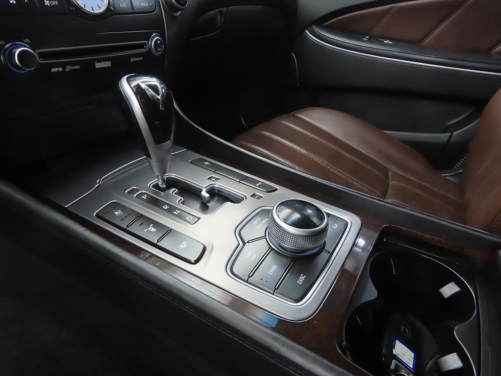 HYUNDAI Equus - Vista 11