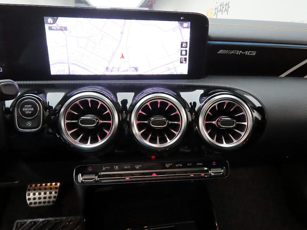 Mercedes Benz CLA Class - Vista 9