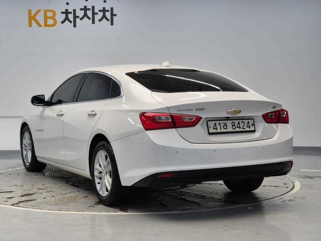 Chevrolet Malibu - Vista 2