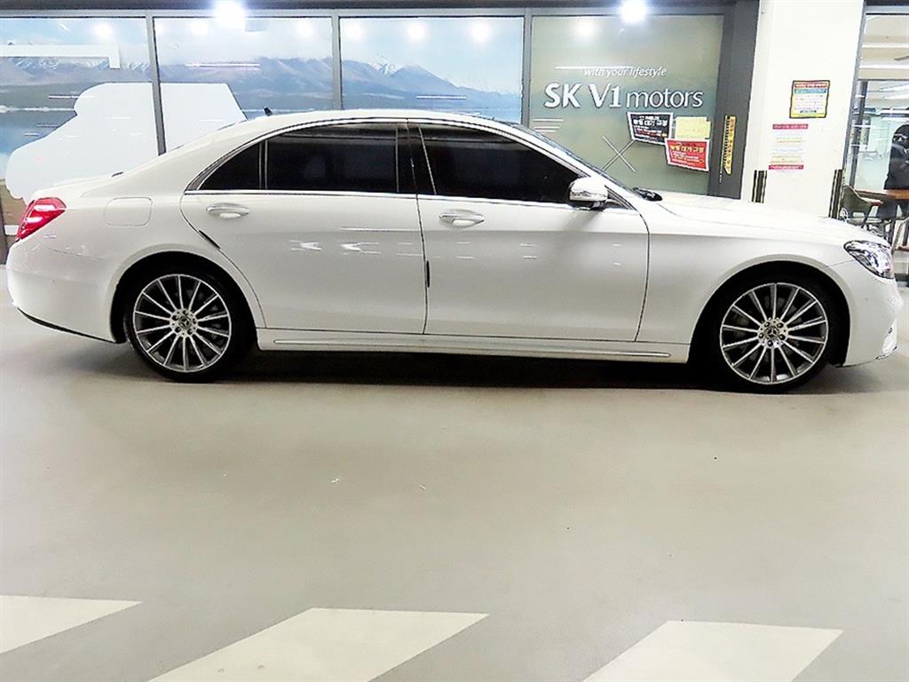 Mercedes Benz S Class - Vista 3