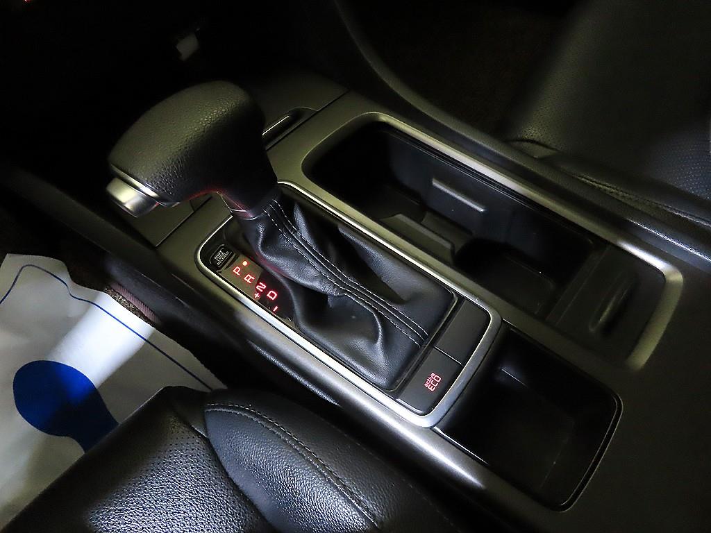KIA K5 - Vista 12