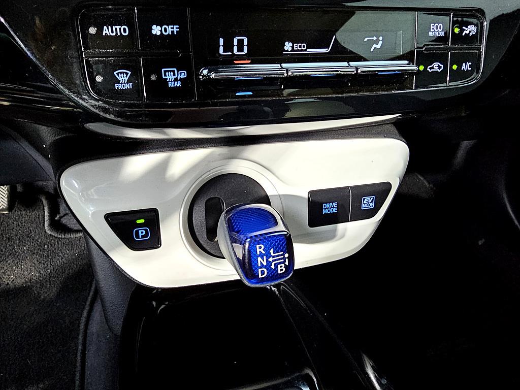 Toyota Prius 2018 Blanco - Importación desde Corea - HF Imports Iquique - Foto 14