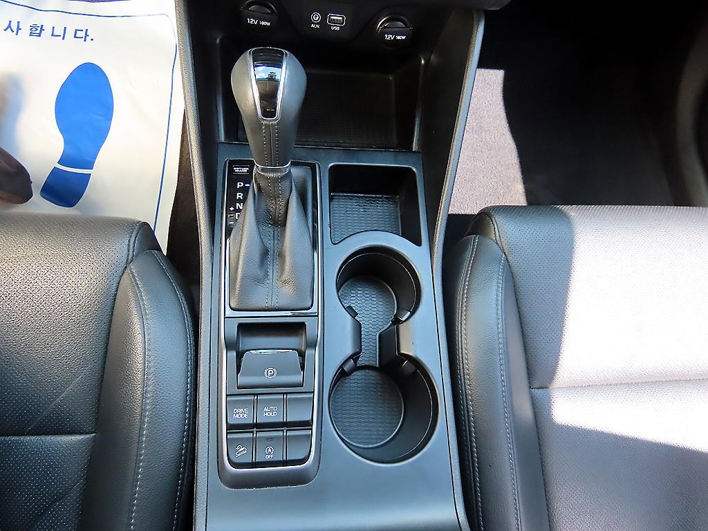 HYUNDAI Tucson - Vista 10