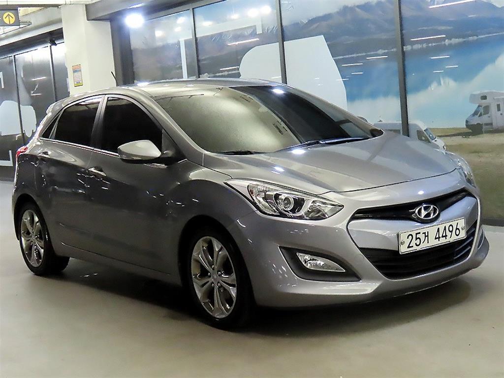HYUNDAI i30 2012 Gris - Importación desde Corea - HF Imports Iquique - Foto 1
