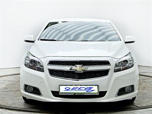 Chevrolet Malibu - Vista 2