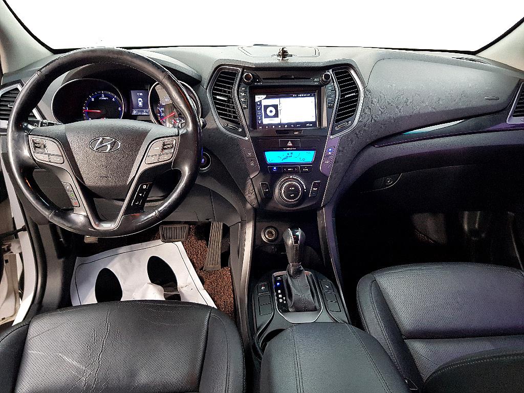HYUNDAI Santa Fe - Vista 5