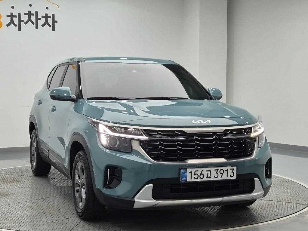 KIA Seltos - Vista 4