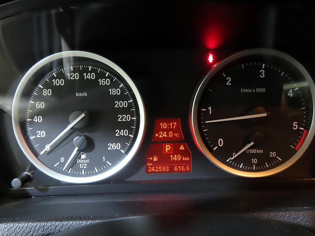 BMW X6 - Vista 9