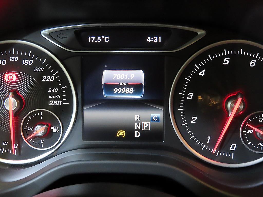 Mercedes Benz A Class - Vista 9
