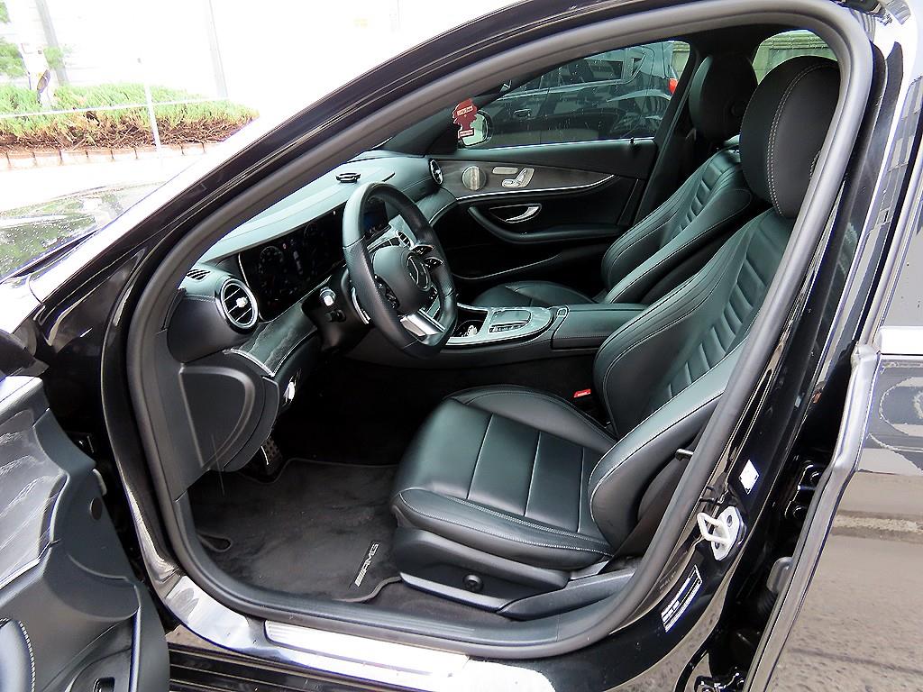 Mercedes Benz E class - Vista 5