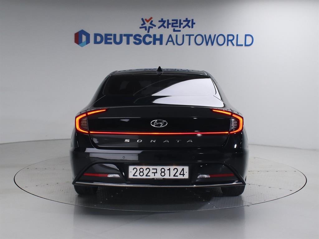HYUNDAI Sonata - Vista 4
