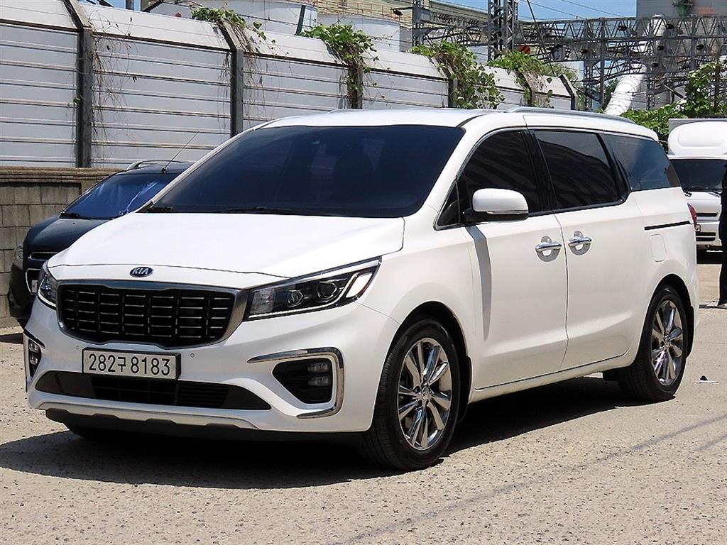 KIA Carnival - Vista 2