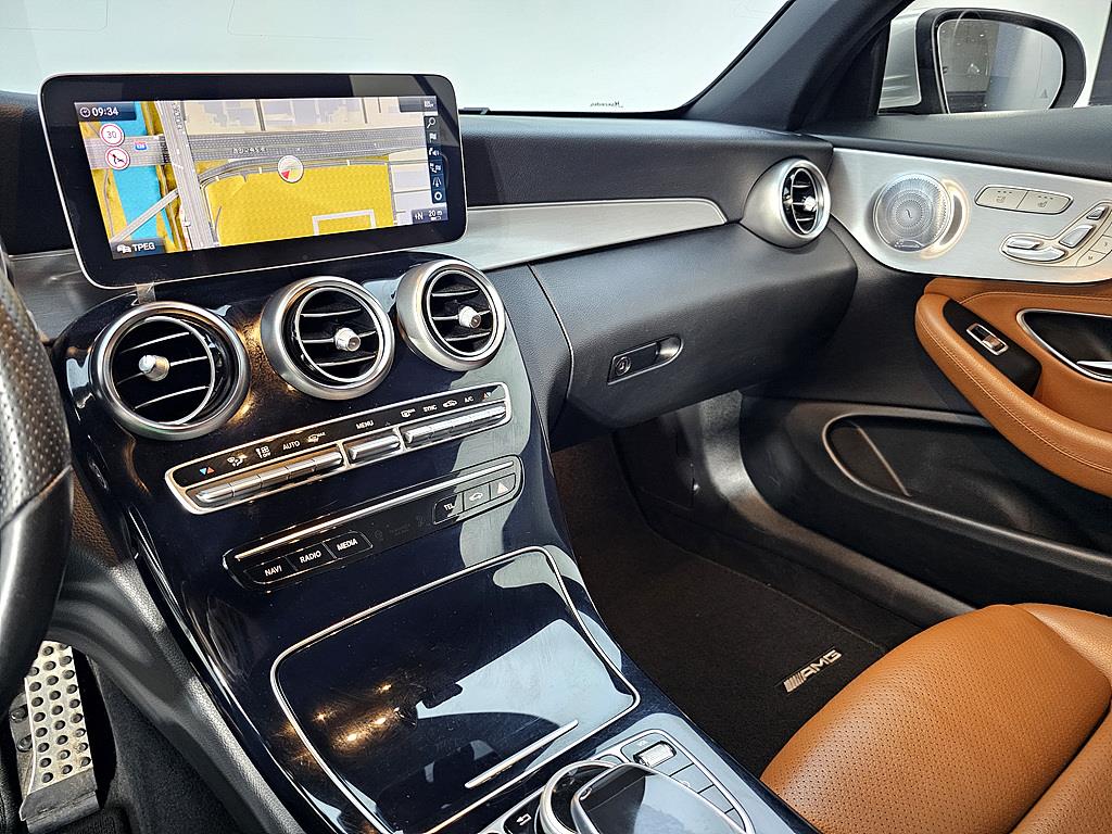 Mercedes Benz C Class - Vista 10
