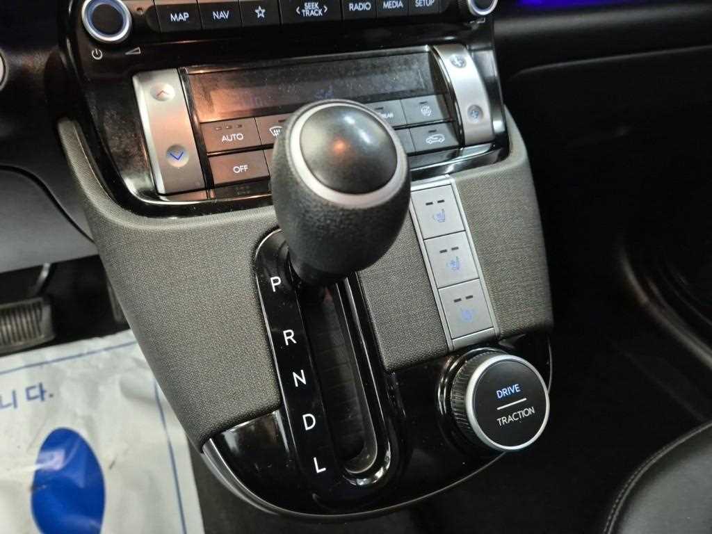 HYUNDAI Casper - Vista 8