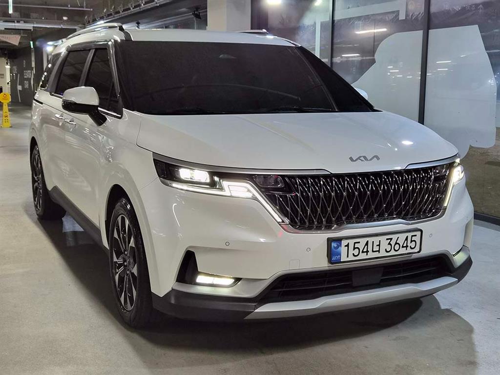 KIA Carnival 2023 Blanco - Importación desde Corea - HF Imports Iquique - Foto 1