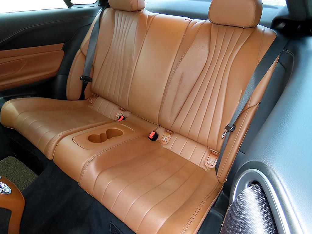 Mercedes Benz E class - Vista 6