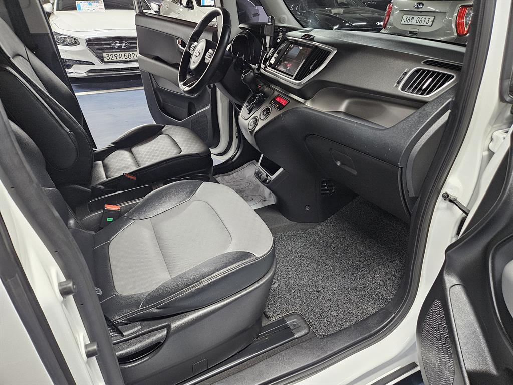 KIA Ray 2021 Blanco - Importación desde Corea - HF Imports Iquique - Foto 17