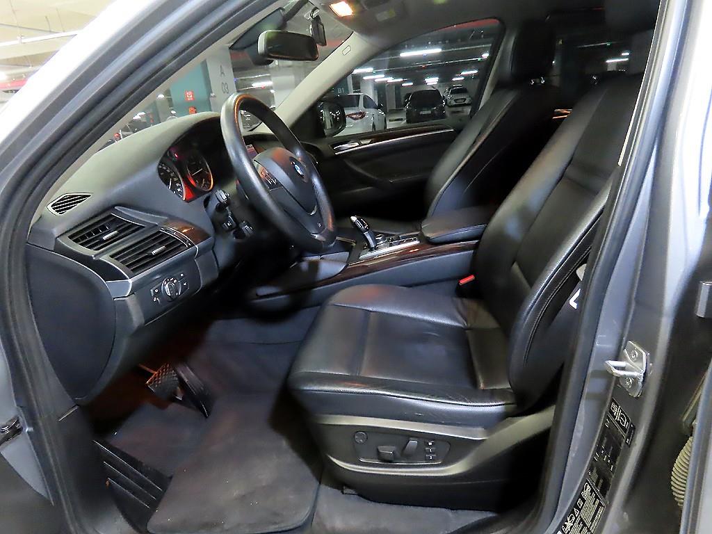 BMW X6 - Vista 6