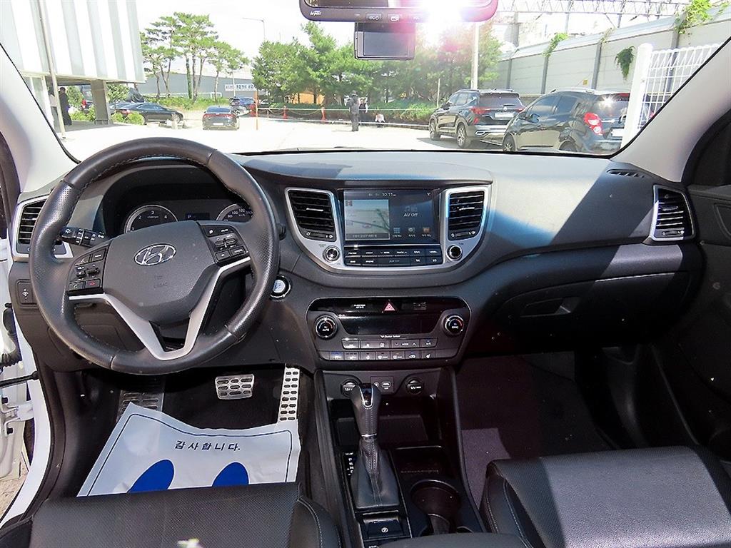 HYUNDAI Tucson - Vista 7