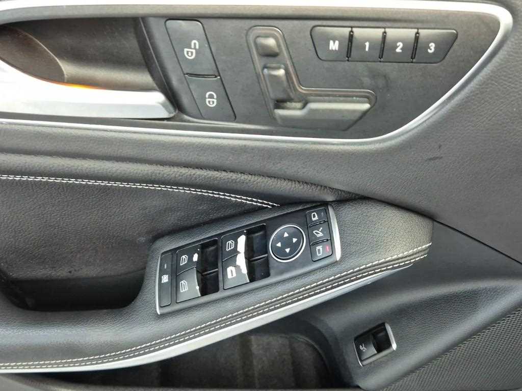 Mercedes Benz GLA Class 2015 Blanco - Importación desde Corea - HF Imports Iquique - Foto 18