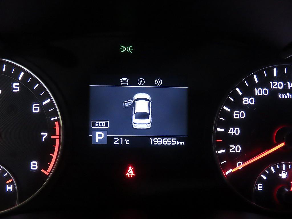 KIA K5 - Vista 9
