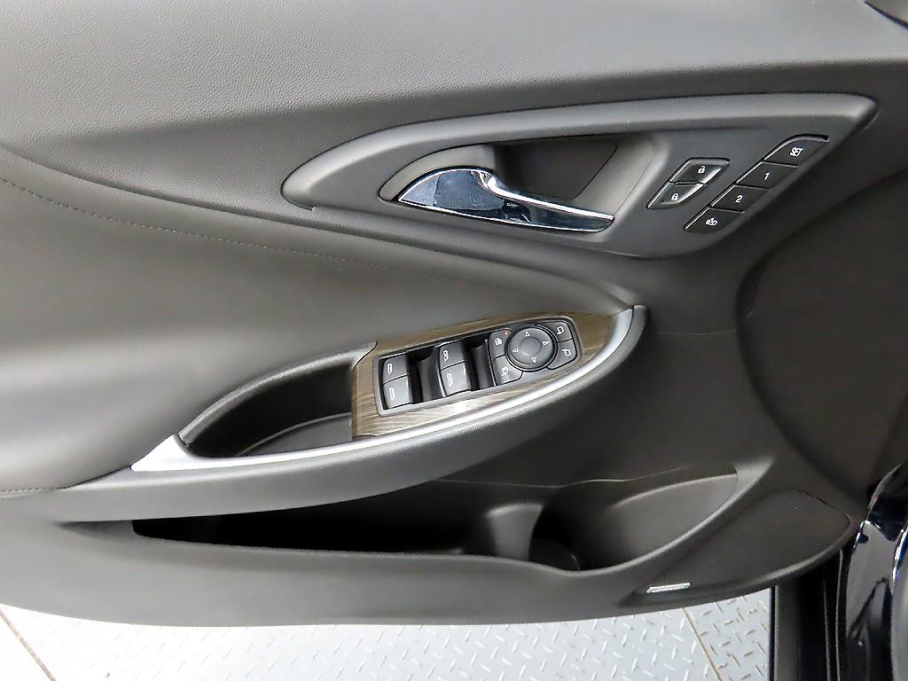 Chevrolet Malibu - Vista 11