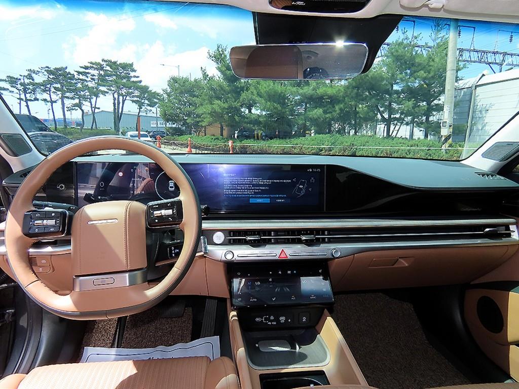 HYUNDAI Grandeur - Vista 7