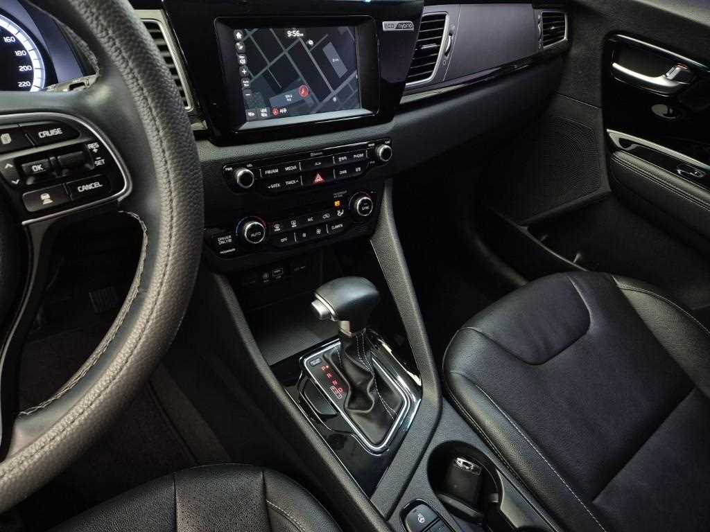 KIA Niro - Vista 10