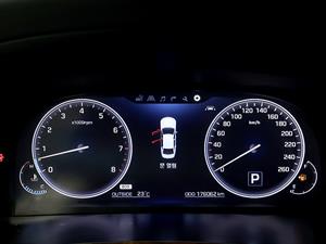 HYUNDAI Equus - Vista 12