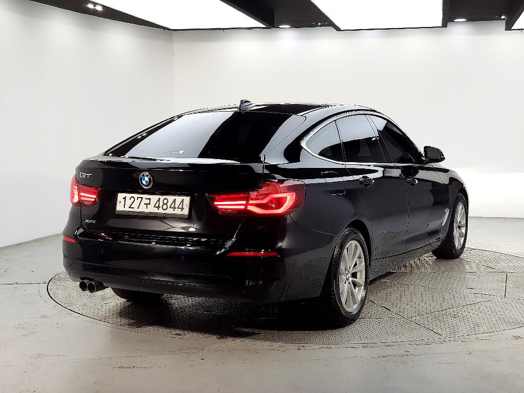 BMW Gran Turismo - Vista 4