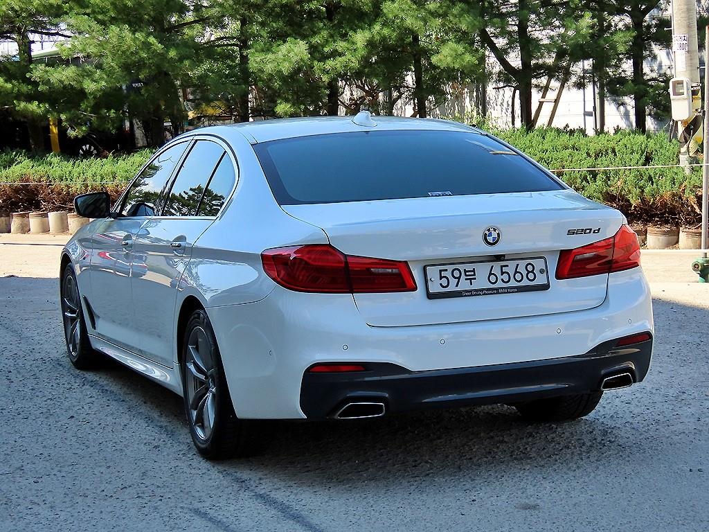 BMW 5 Series - Vista 3
