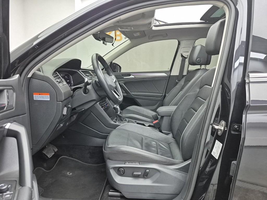 Volkswagen Tiguan - Vista 11