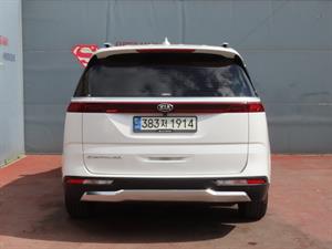 KIA Carnival - Vista 8