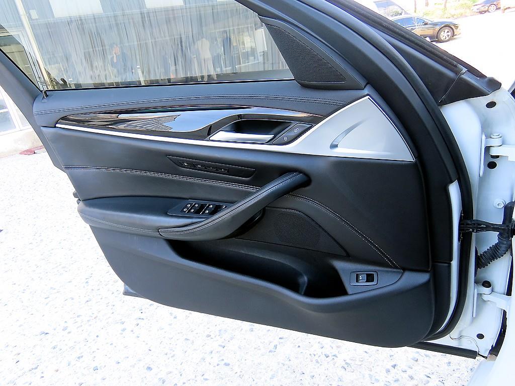 BMW 5 Series - Vista 12