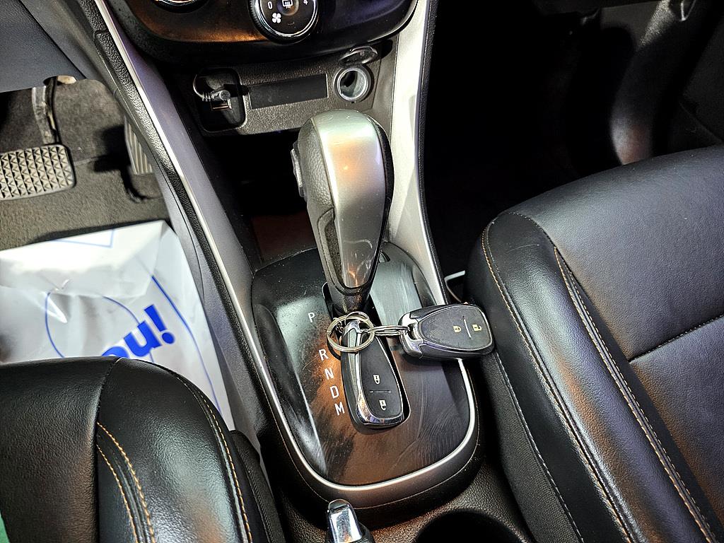 Chevrolet Trax 2017 Blanco - Importación desde Corea - HF Imports Iquique - Foto 13