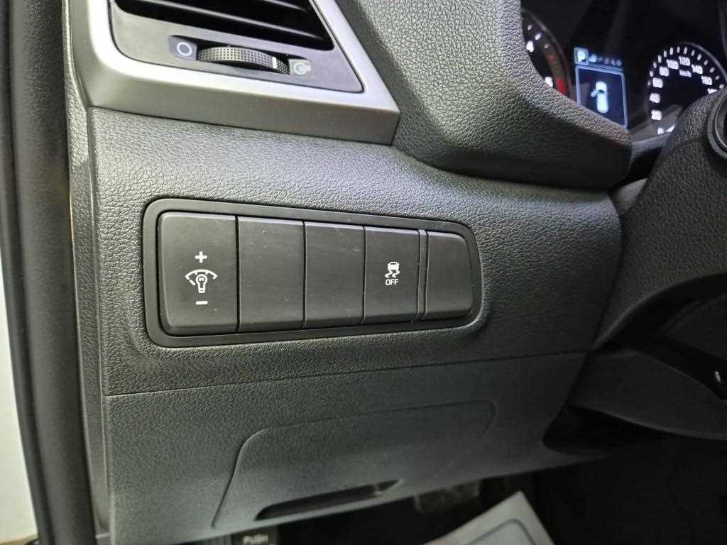 HYUNDAI Tucson 2016 Blanco - Importación desde Corea - HF Imports Iquique - Foto 16