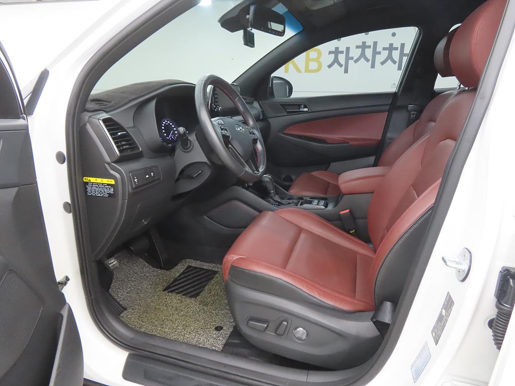 HYUNDAI Tucson - Vista 5