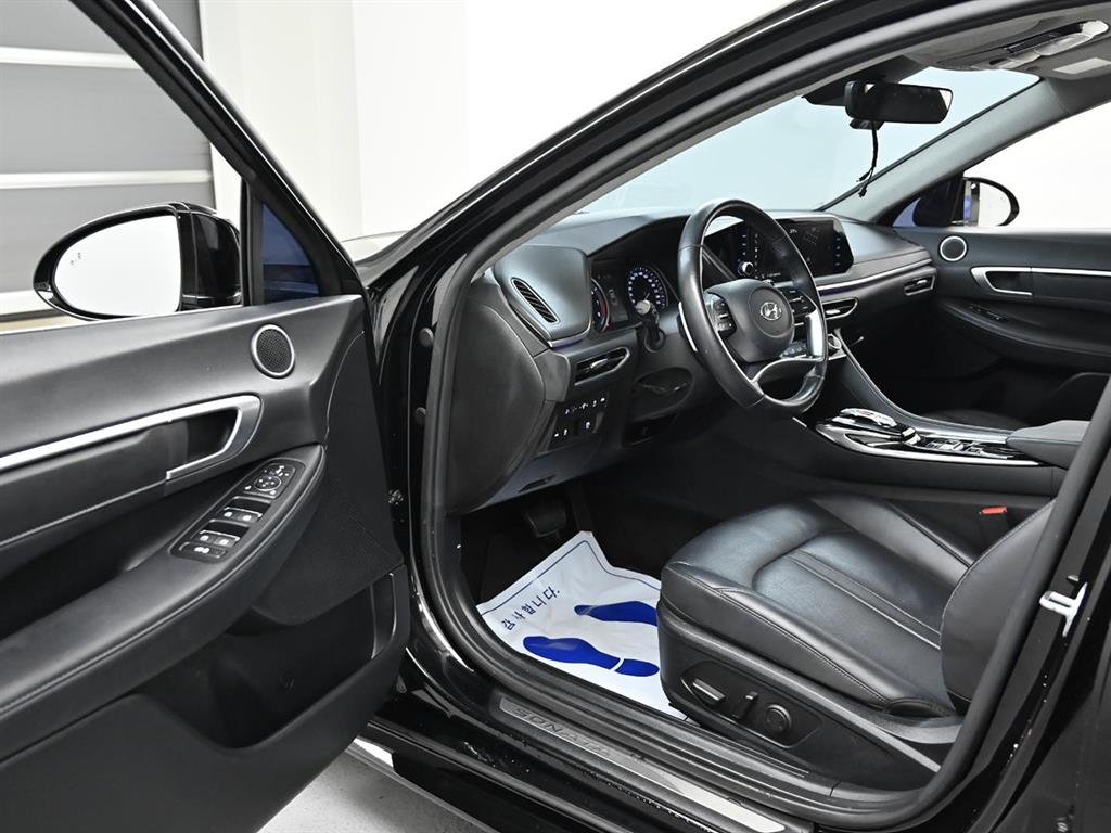 HYUNDAI Sonata - Vista 10