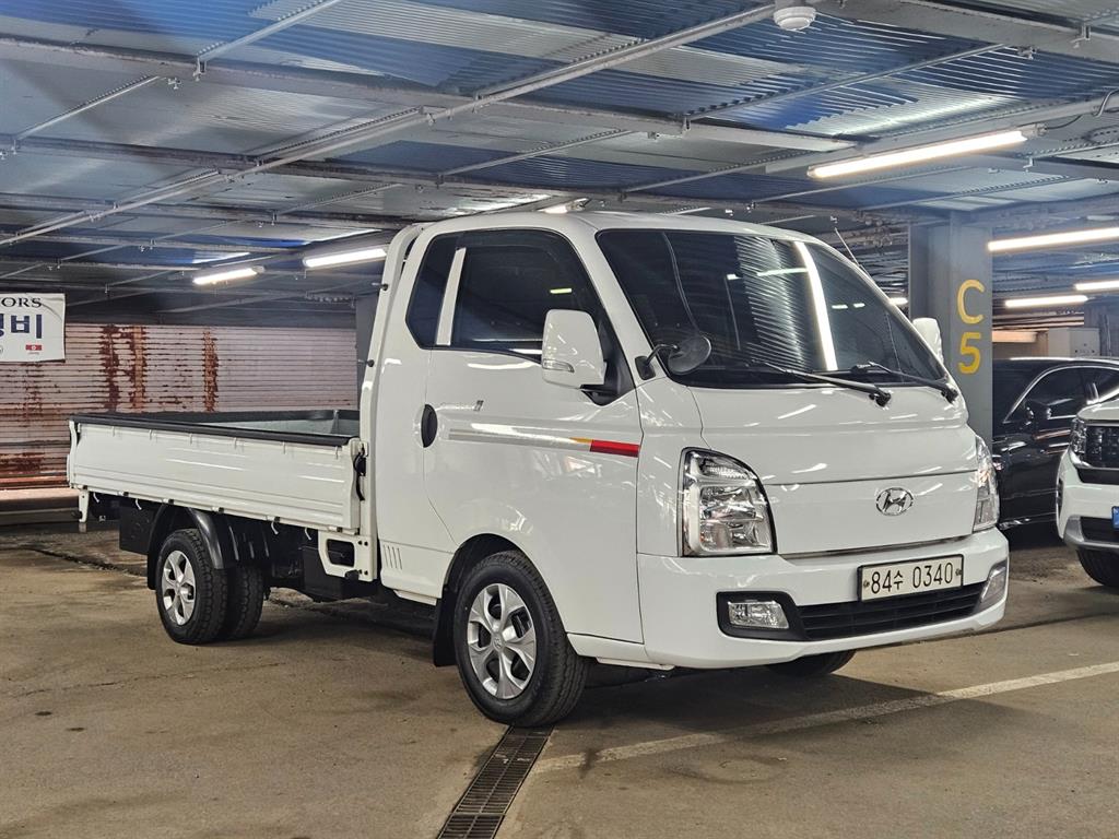 Small Truck Cargo (small) 2021