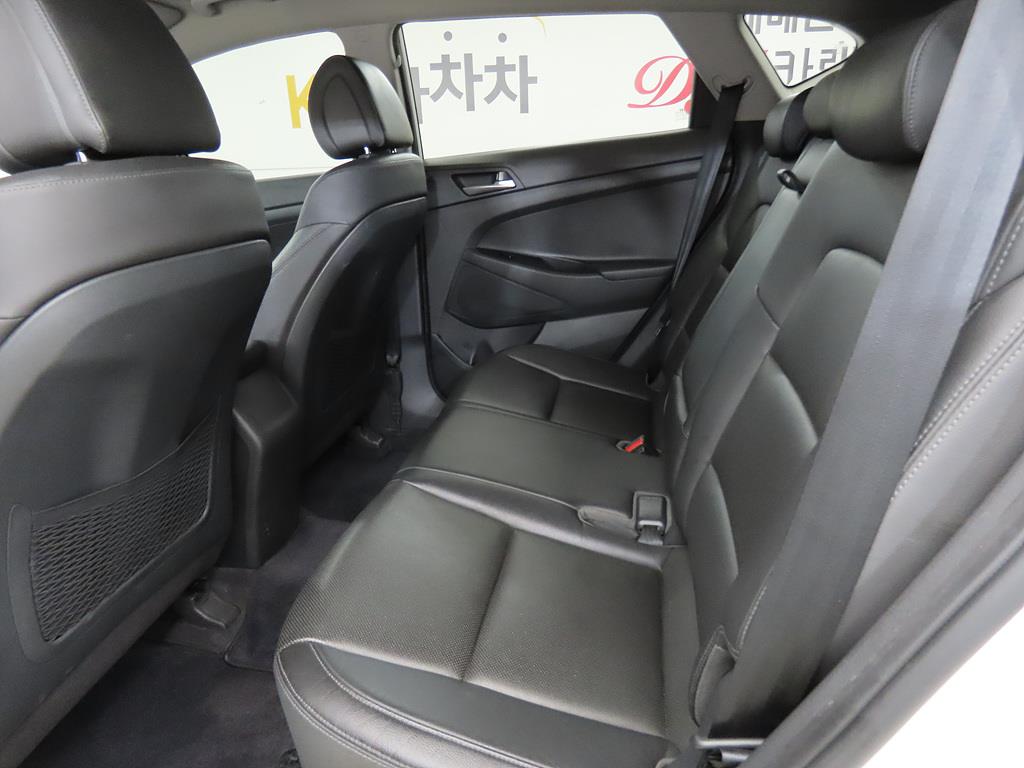 HYUNDAI Tucson - Vista 7
