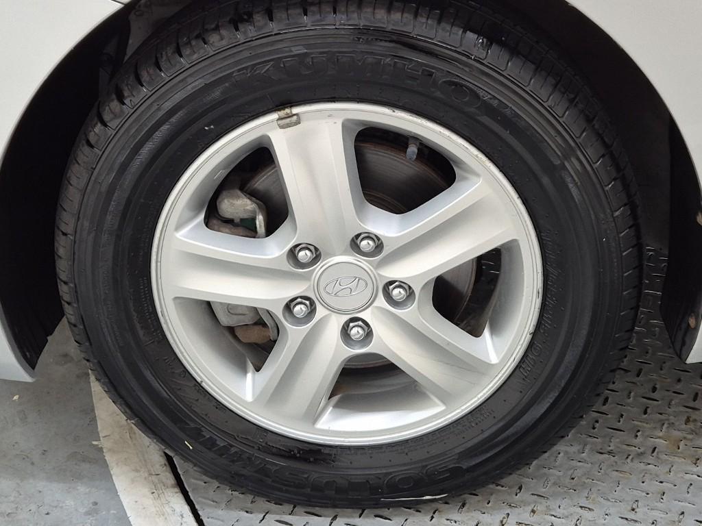 HYUNDAI Avante 2014 Gris - Importación desde Corea - HF Imports Iquique - Foto 15