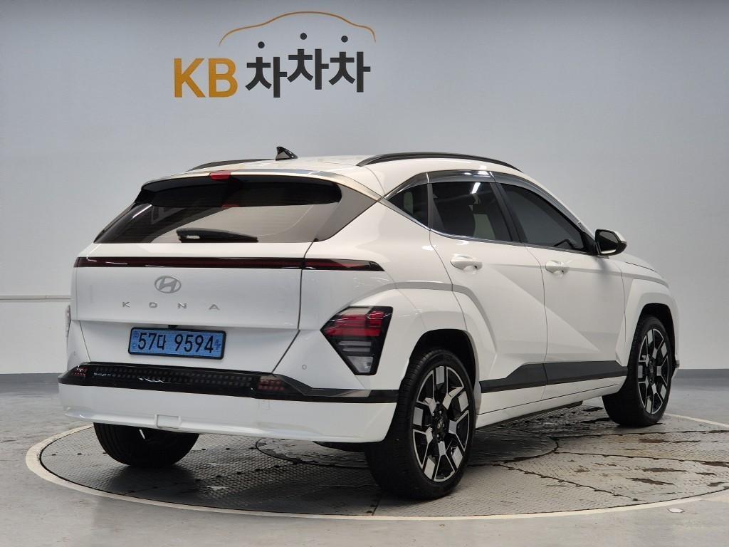 HYUNDAI Kona - Vista 3