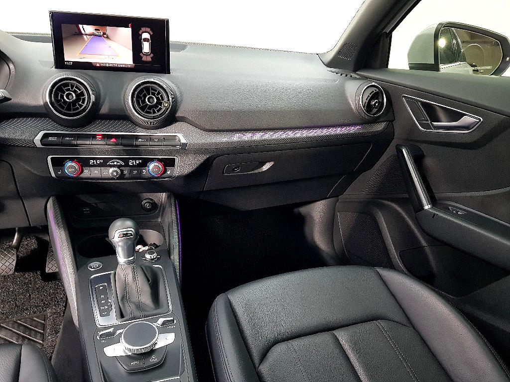 Audi Q2 - Vista 10