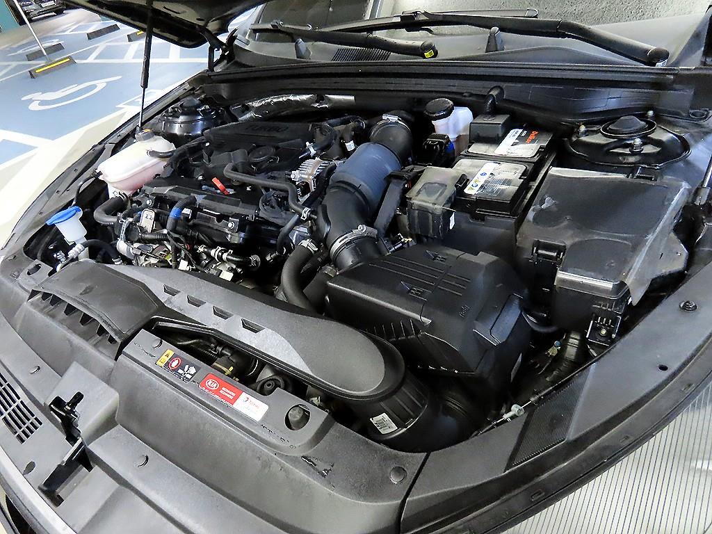 KIA K5 2021 Negro - Importación desde Corea - HF Imports Iquique - Foto 19