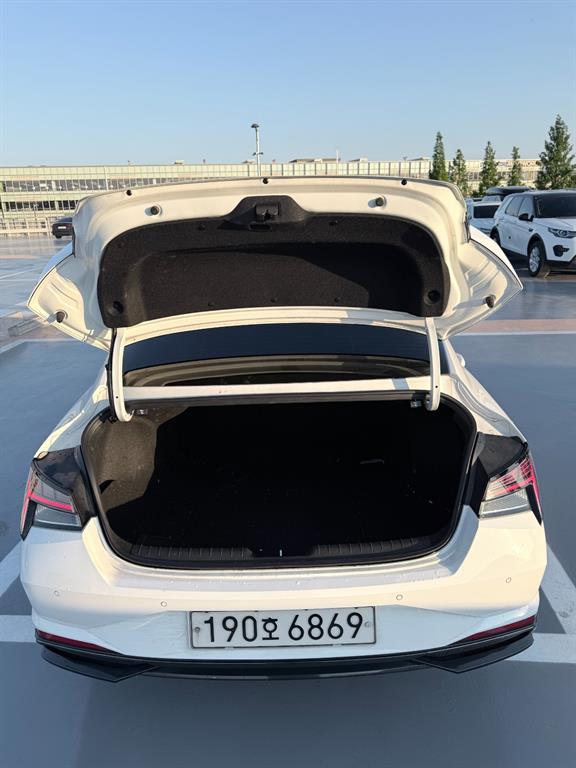 HYUNDAI Avante 2023 Blanco - Importación desde Corea - HF Imports Iquique - Foto 17